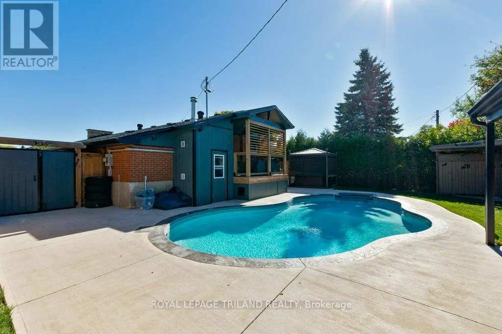 101 CONFEDERATION DRIVE