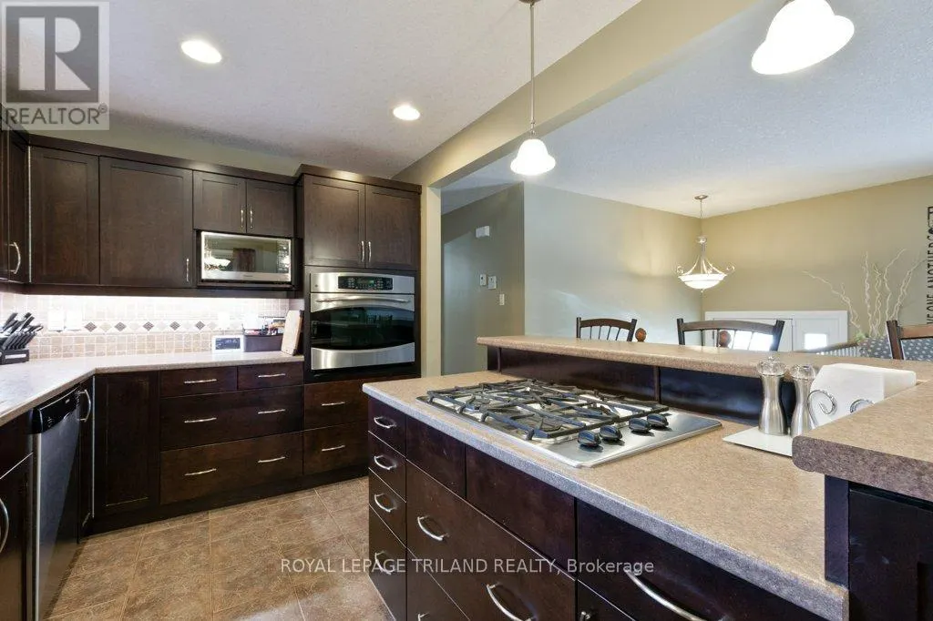 101 CONFEDERATION DRIVE