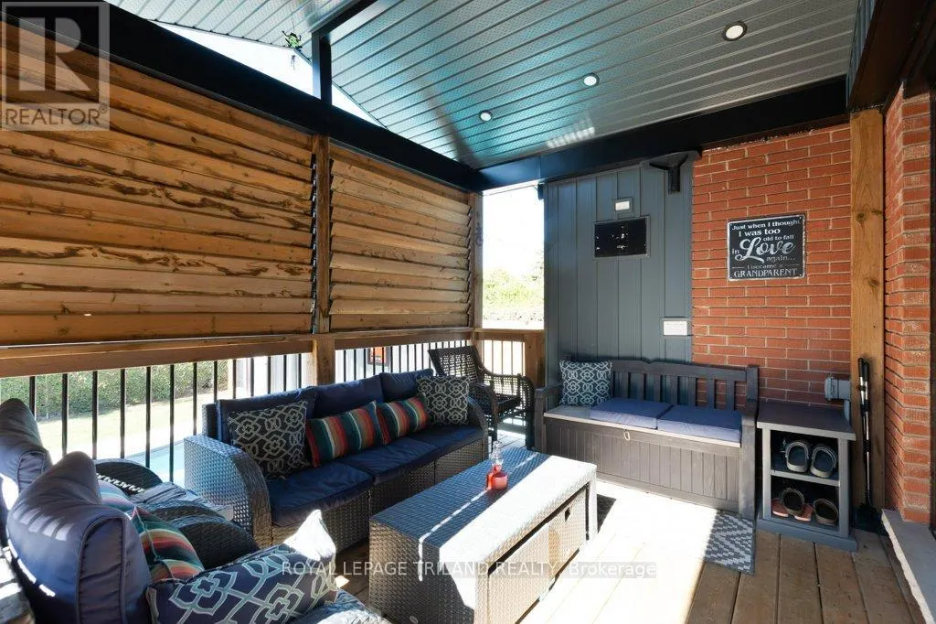 101 CONFEDERATION DRIVE