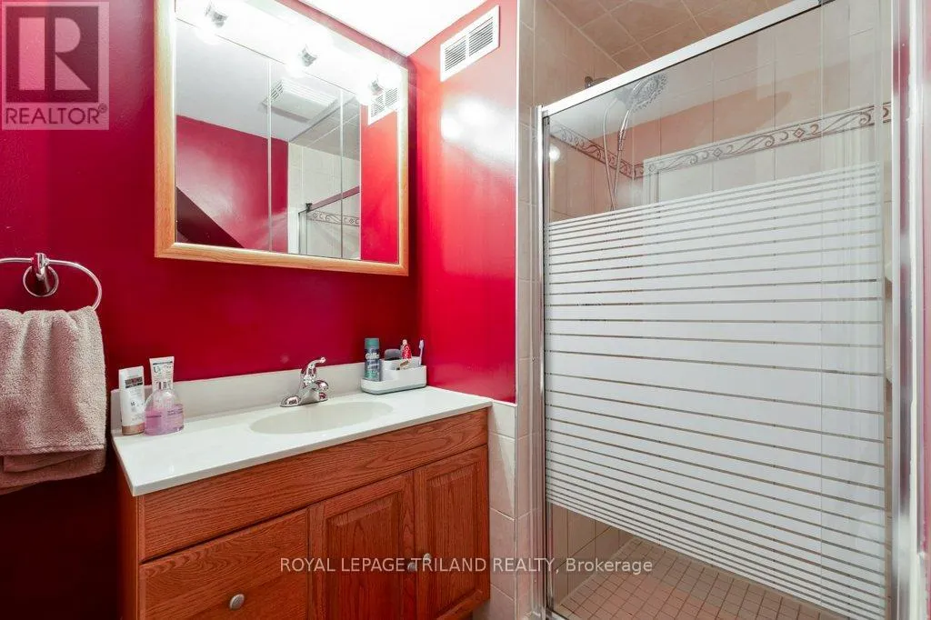 101 CONFEDERATION DRIVE