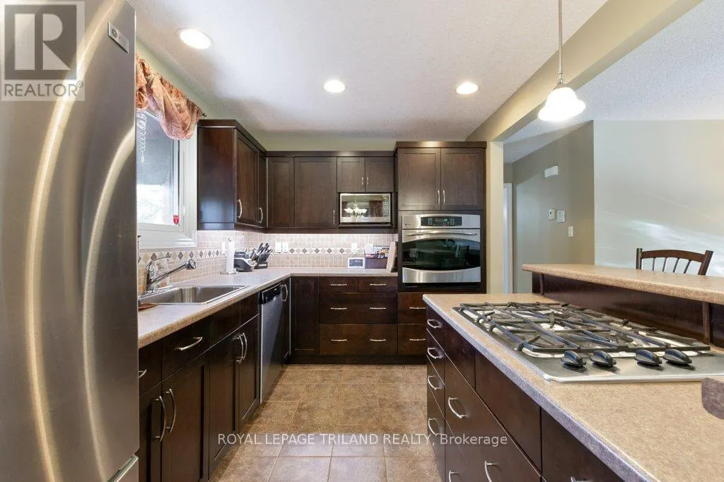 101 CONFEDERATION DRIVE