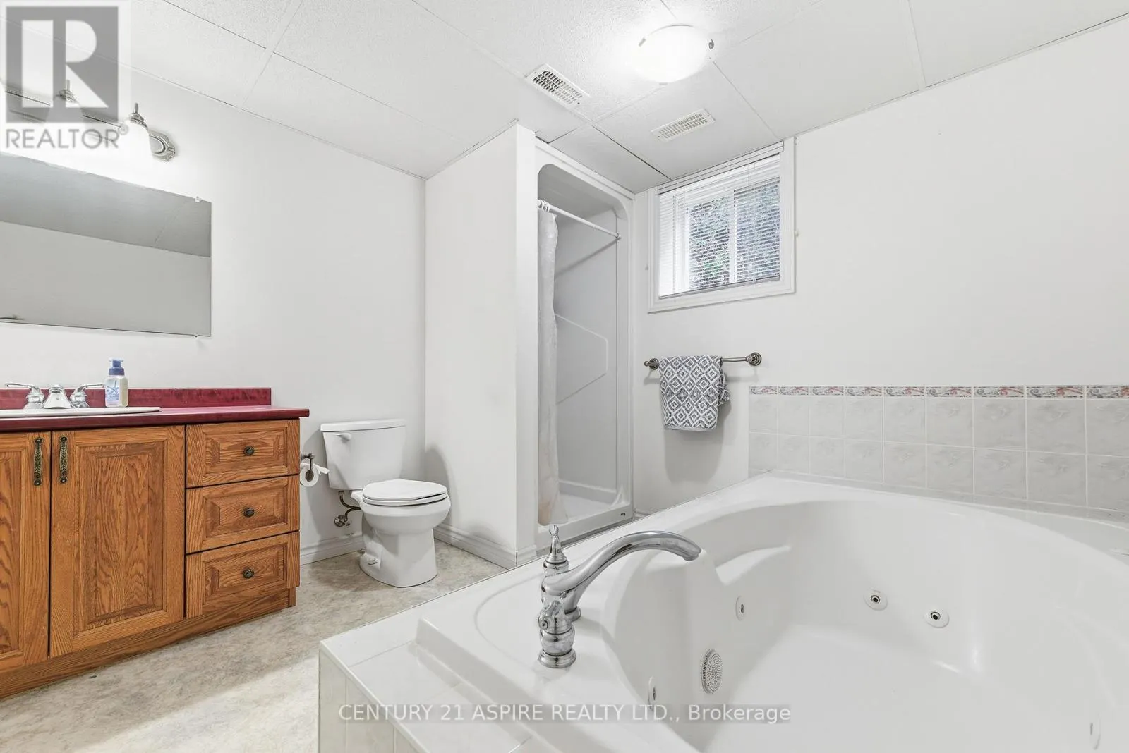 527 ANGUS CAMPBELL DRIVE