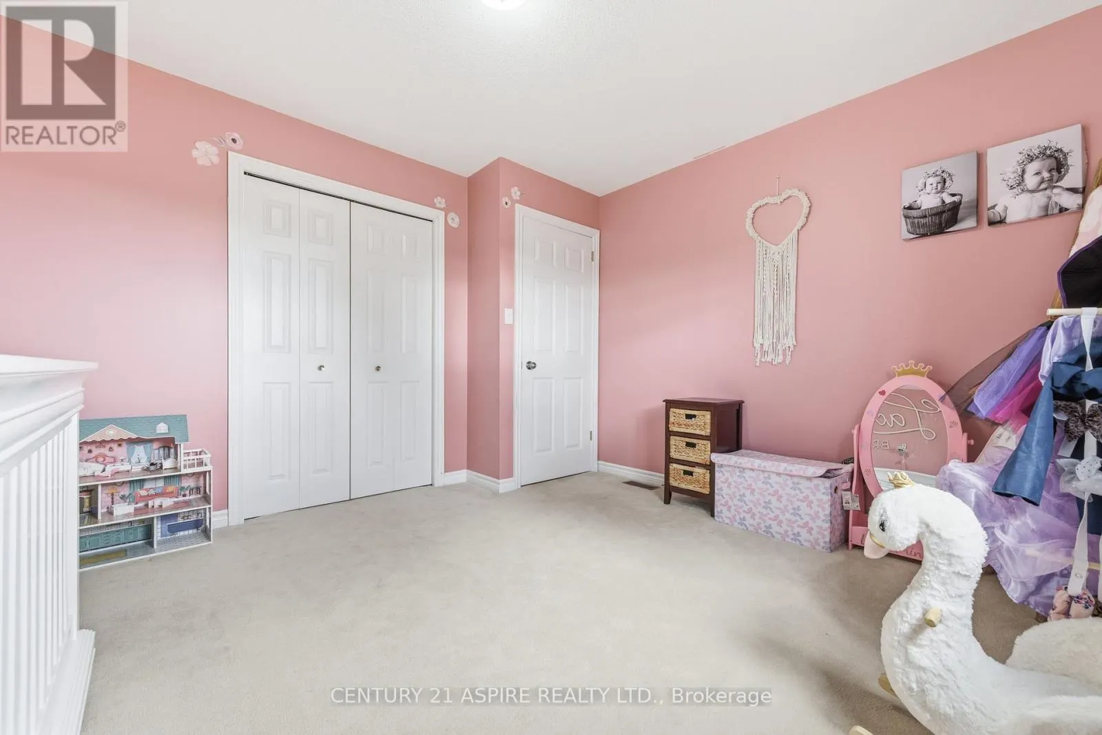 527 ANGUS CAMPBELL DRIVE