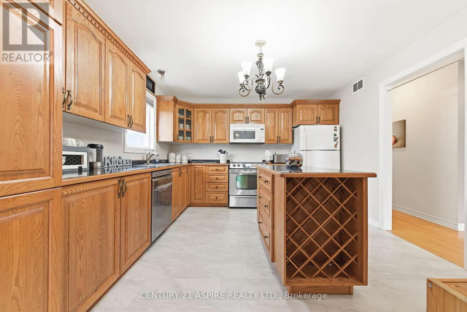 527 ANGUS CAMPBELL DRIVE