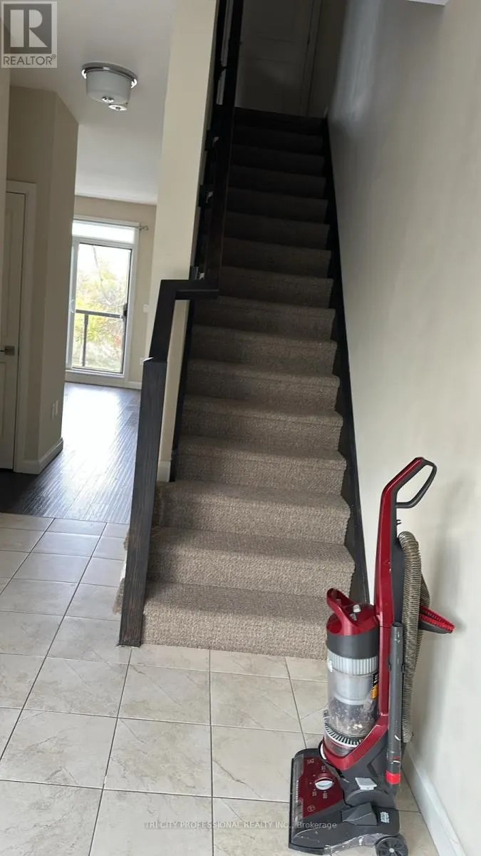 7 - 23 ECHOVALLEY DRIVE