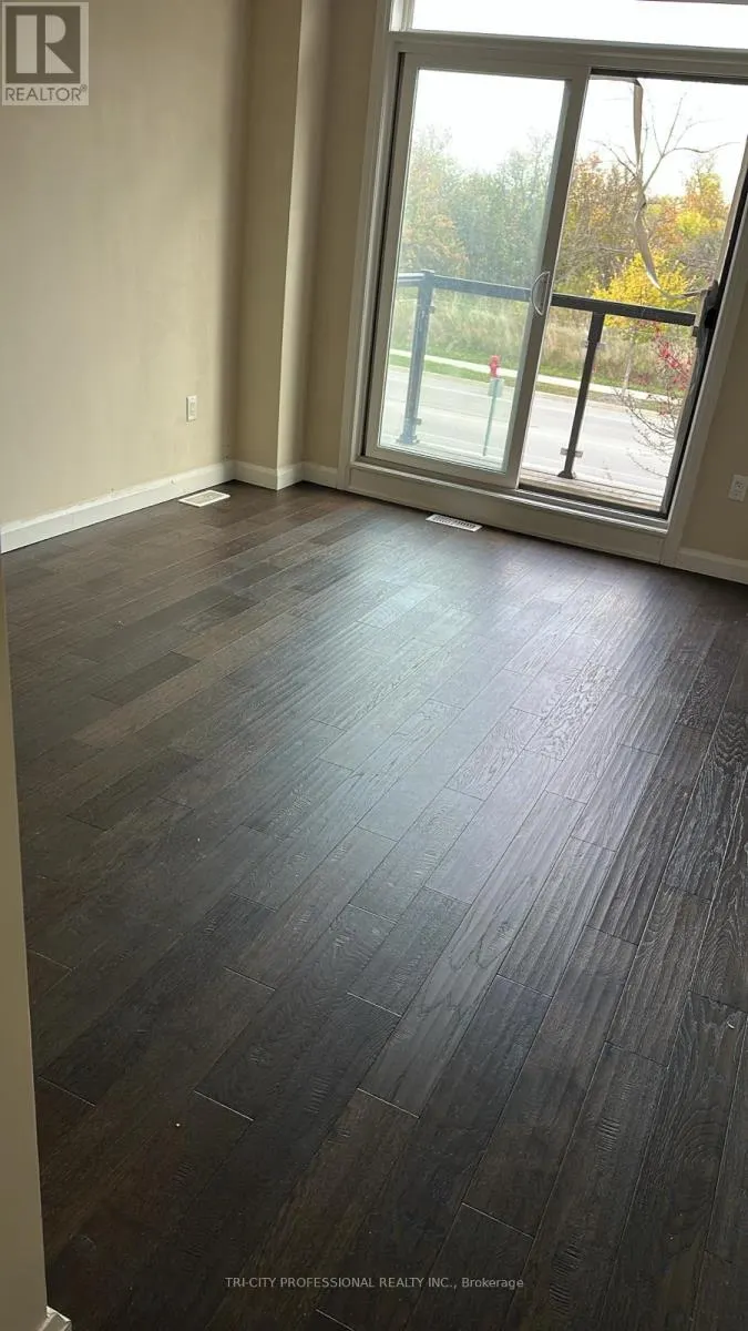 7 - 23 ECHOVALLEY DRIVE