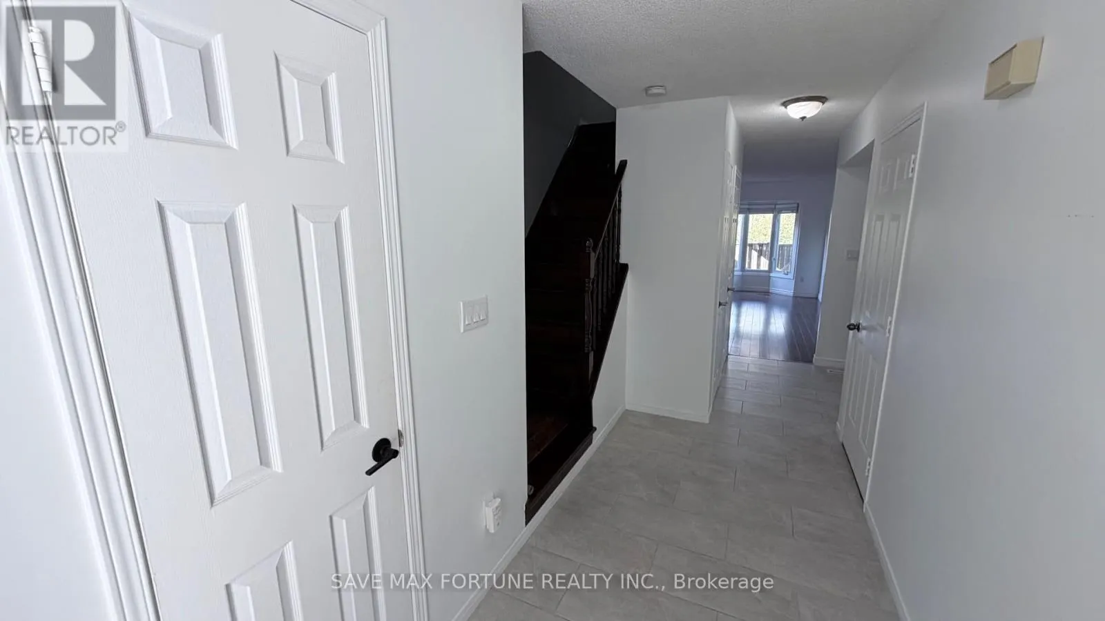 27 - 1 ROYALWOOD COURT