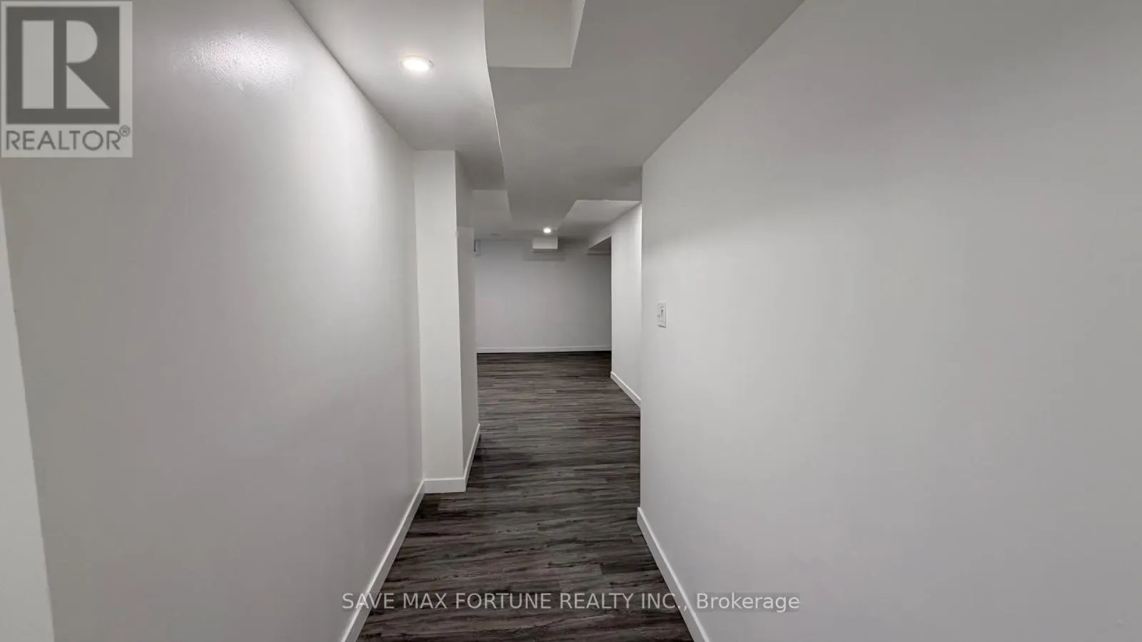 27 - 1 ROYALWOOD COURT