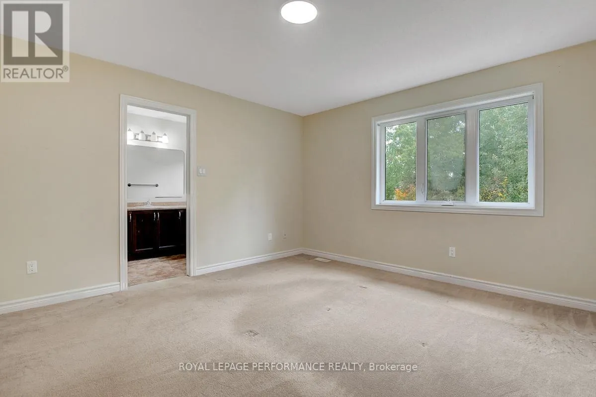 880 WHITE ALDER AVENUE