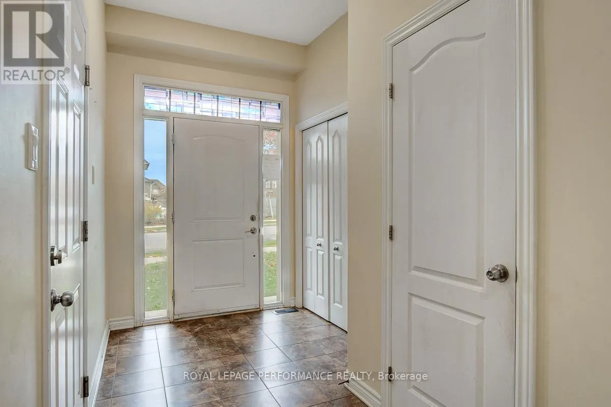 880 WHITE ALDER AVENUE