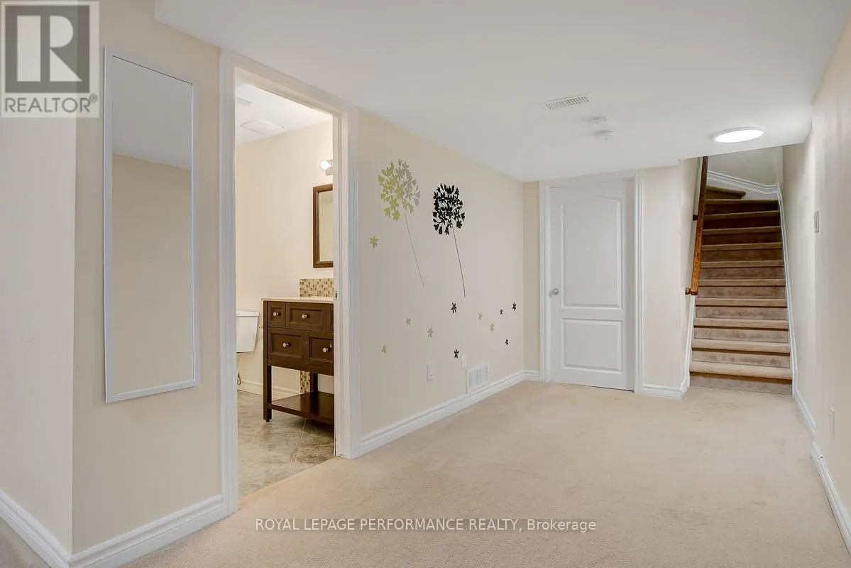 880 WHITE ALDER AVENUE