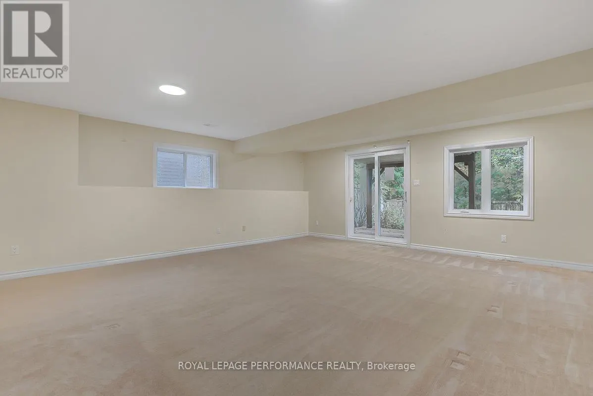 880 WHITE ALDER AVENUE