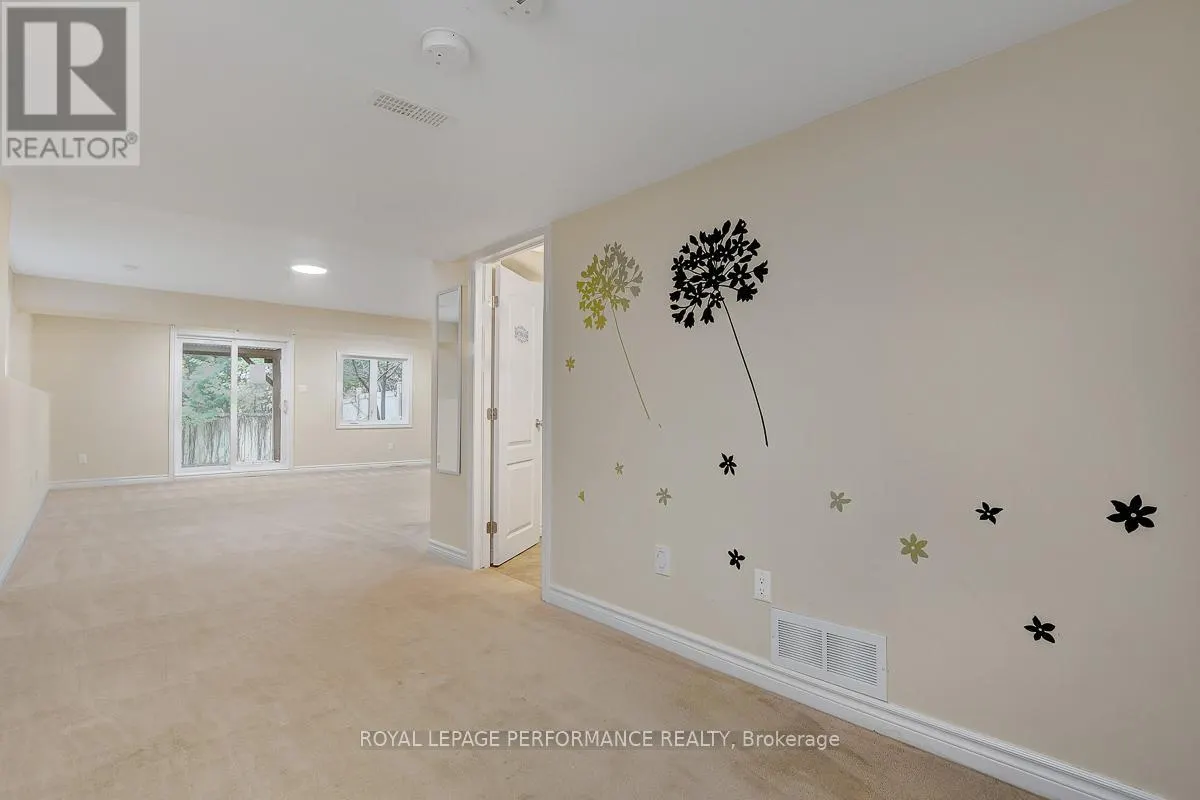 880 WHITE ALDER AVENUE