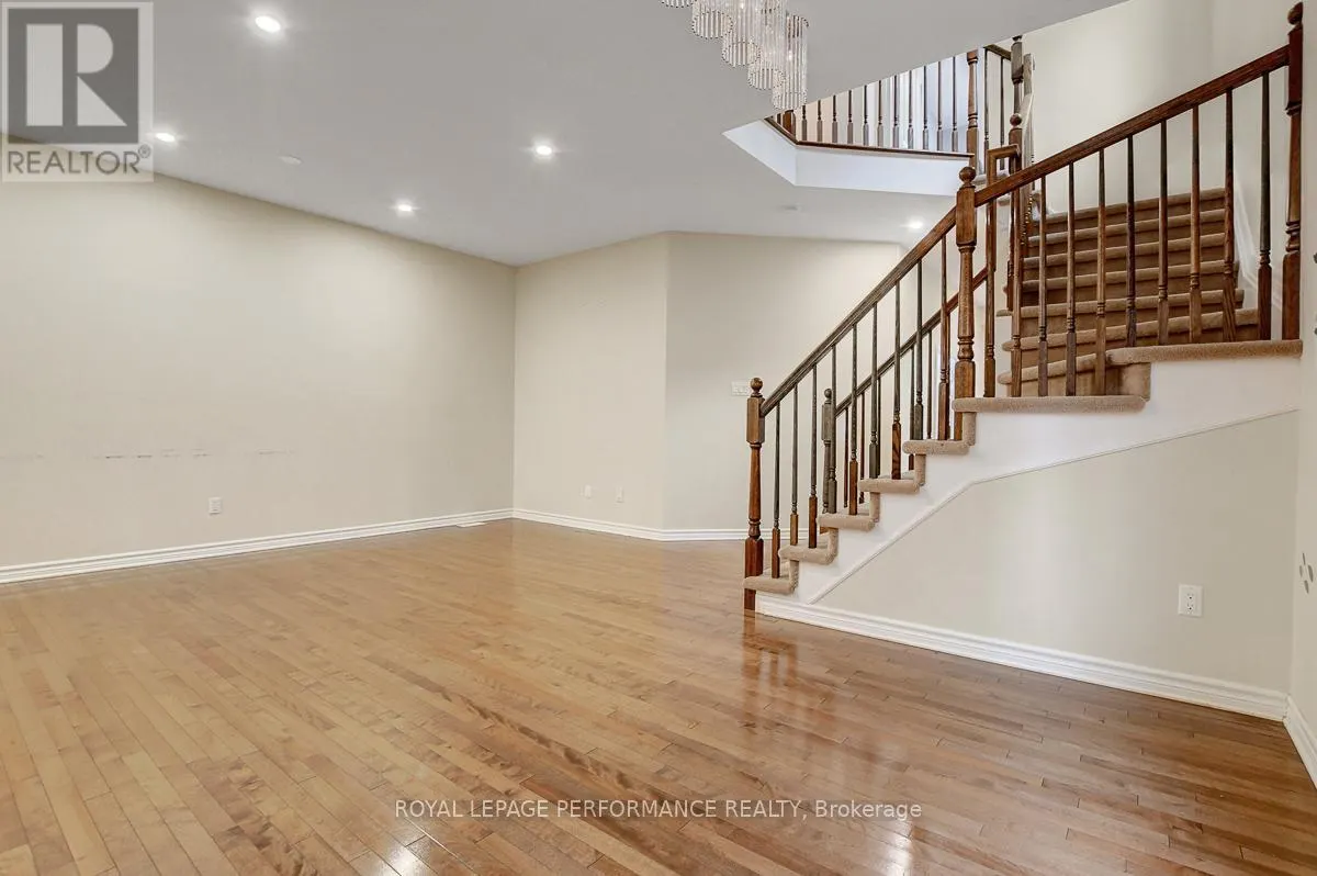 880 WHITE ALDER AVENUE