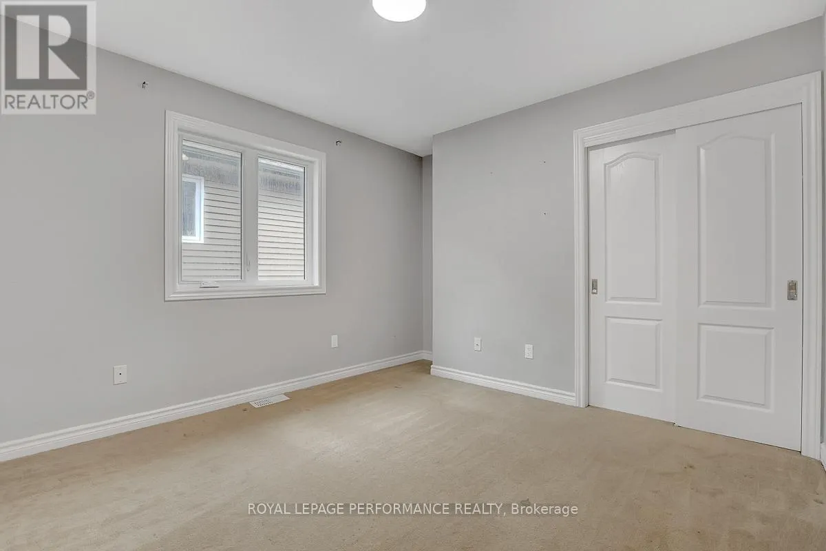 880 WHITE ALDER AVENUE