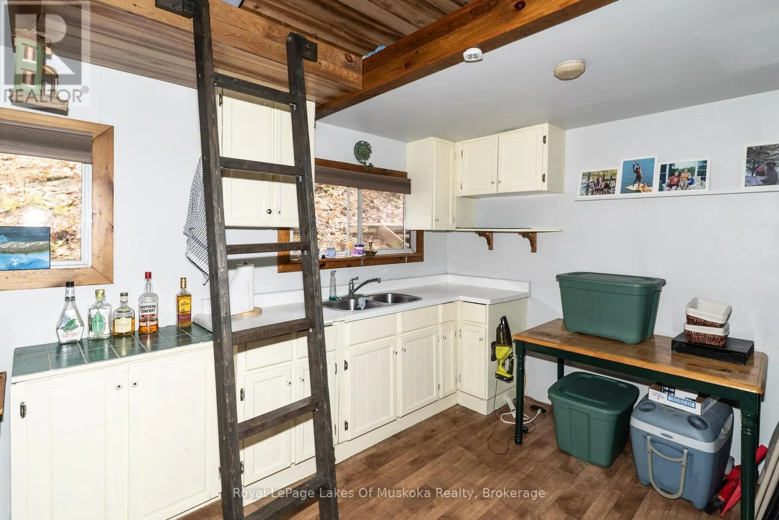 1 - 1060 SKELETON LAKE 3 ROAD, #1