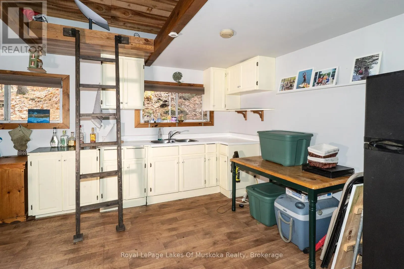 1 - 1060 SKELETON LAKE 3 ROAD, #1