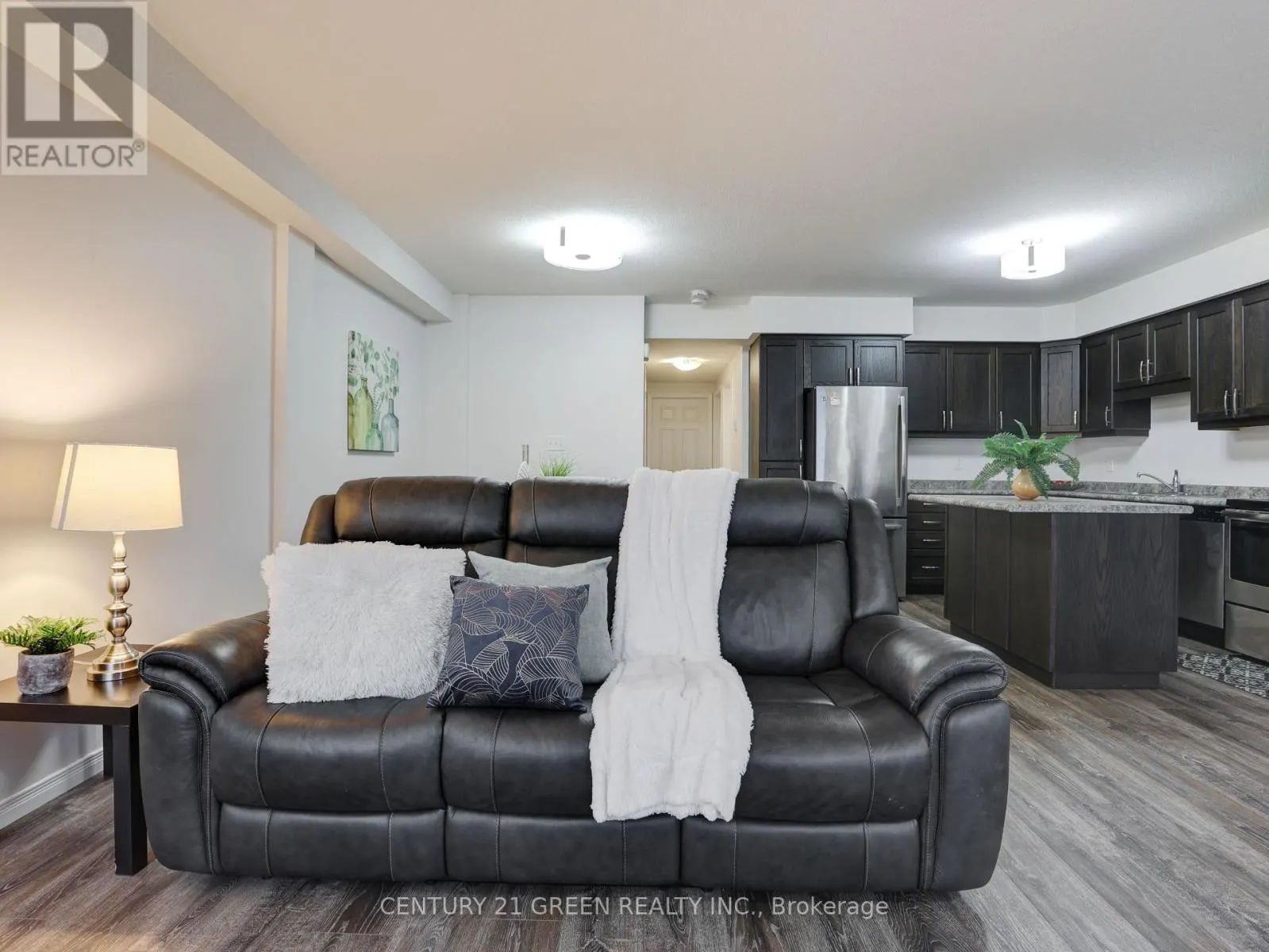 23G - 1989 OTTAWA STREET S