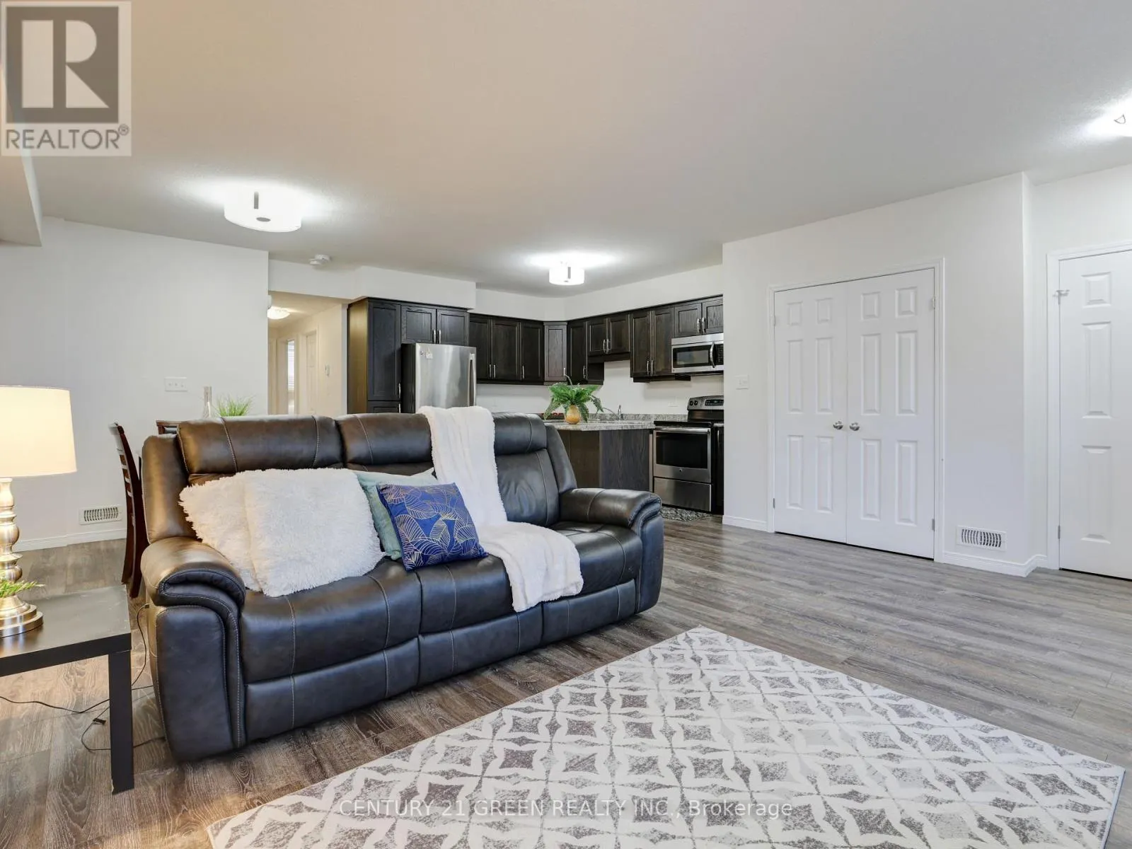 23G - 1989 OTTAWA STREET S