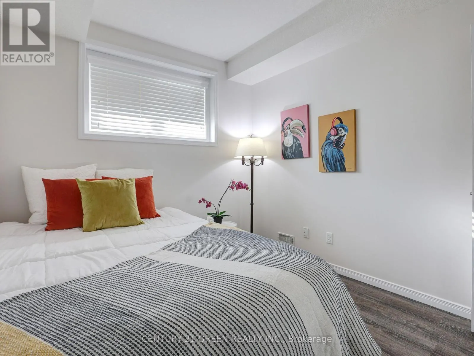 23G - 1989 OTTAWA STREET S