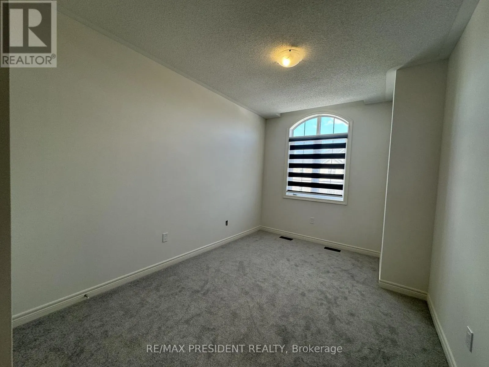 45 GLEDHILL CRESCENT