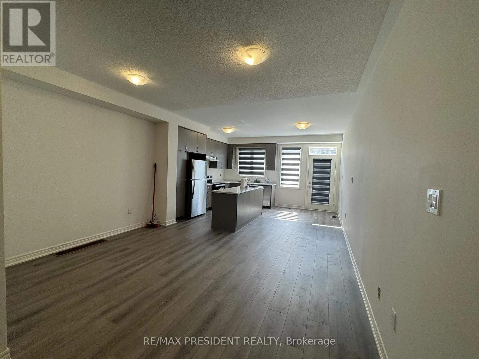 45 GLEDHILL CRESCENT