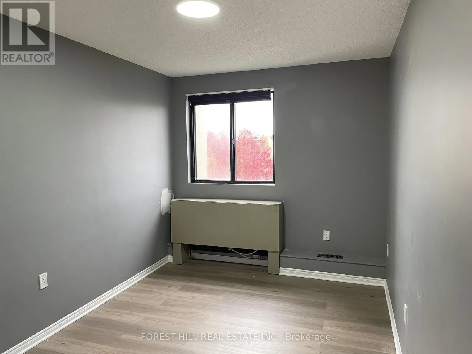 501 - 1600 ADELAIDE STREET N, #501