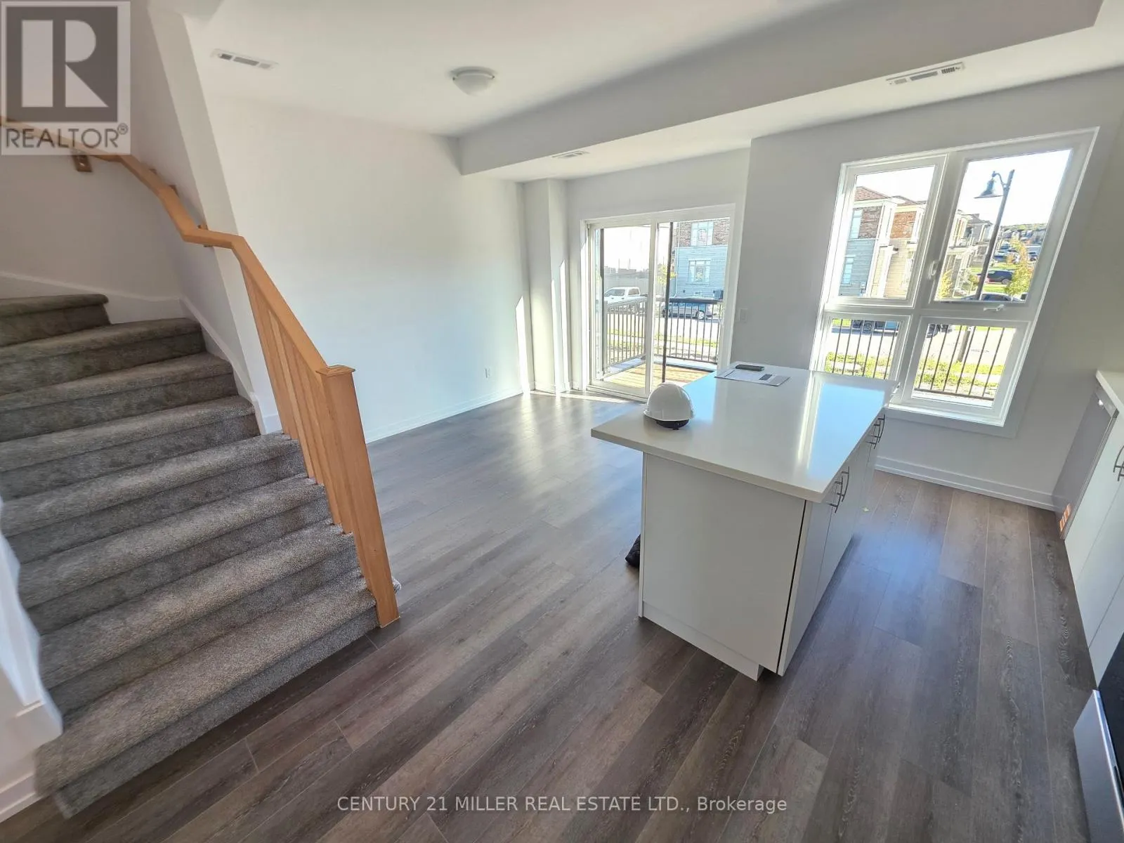 31 - 70 KENESKY DRIVE