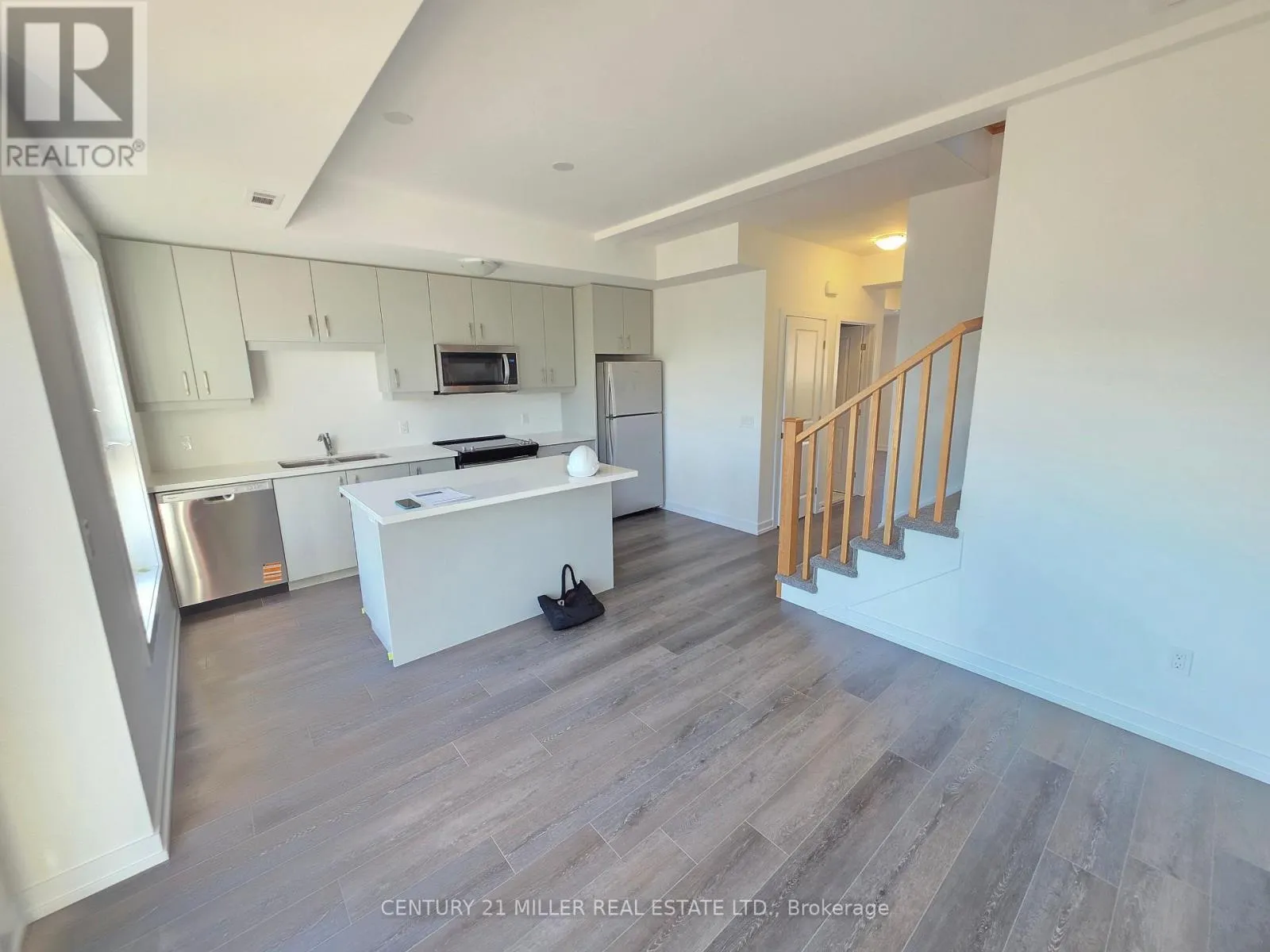 31 - 70 KENESKY DRIVE