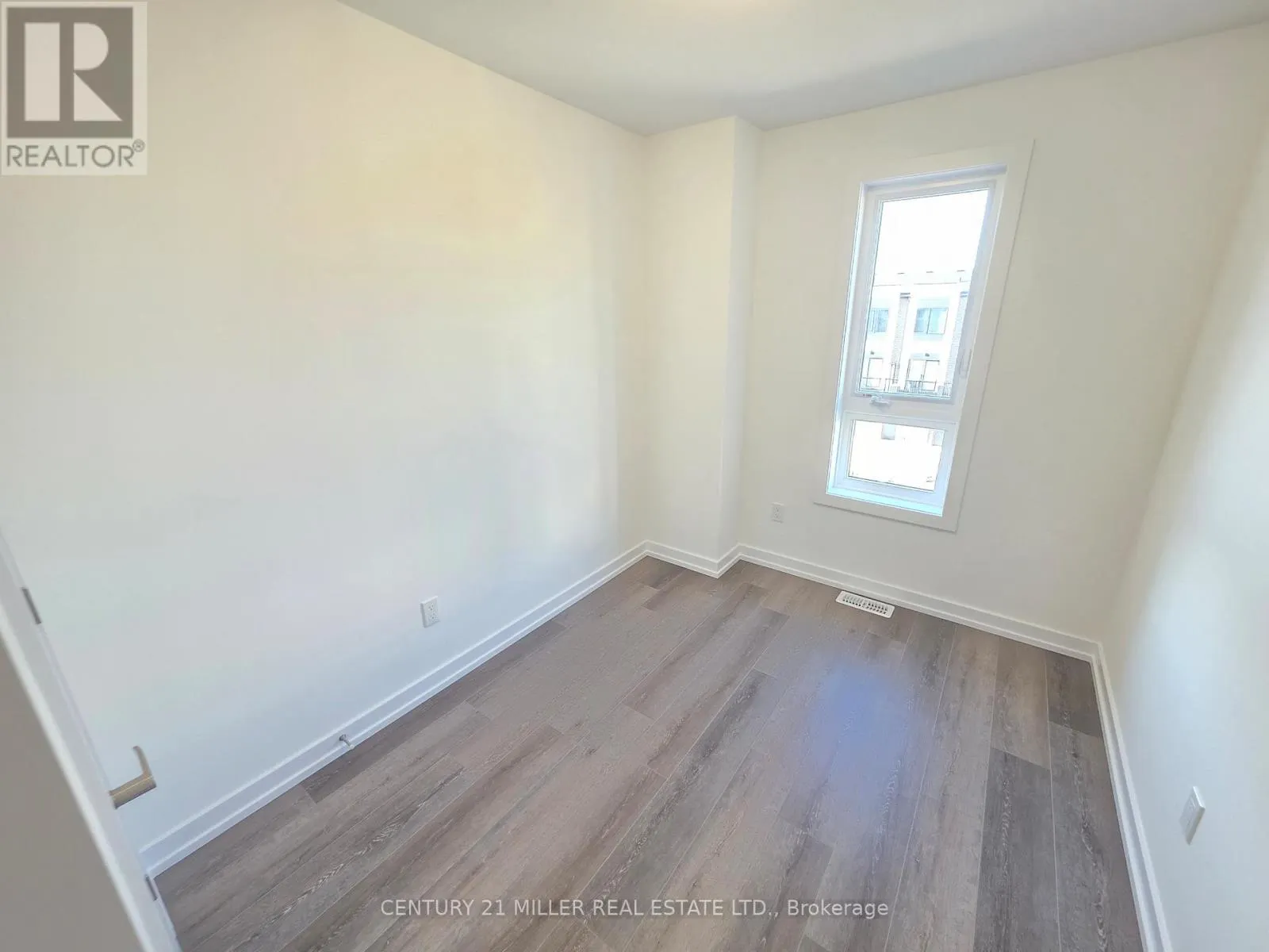 31 - 70 KENESKY DRIVE