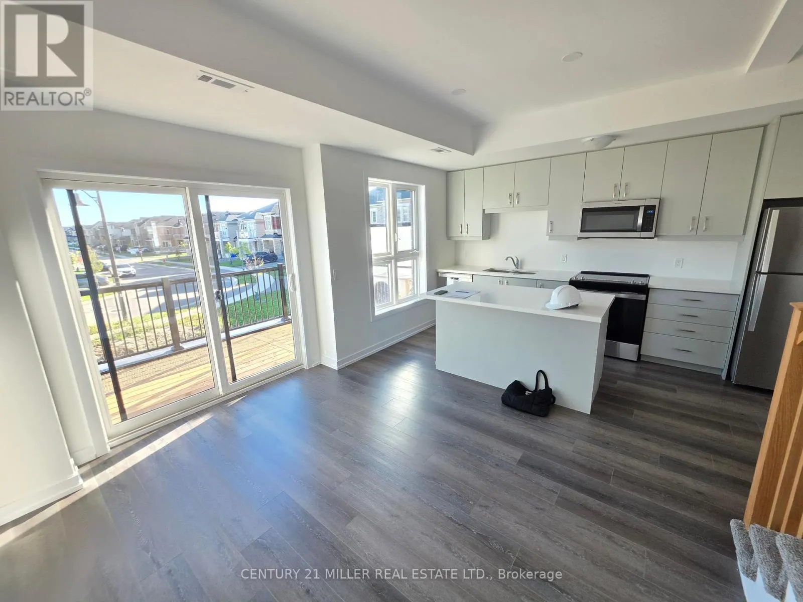 31 - 70 KENESKY DRIVE