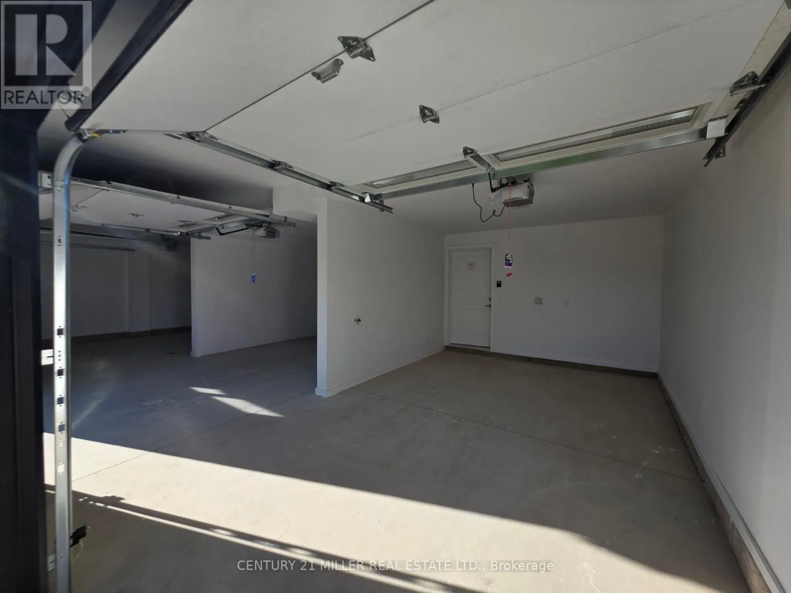 31 - 70 KENESKY DRIVE