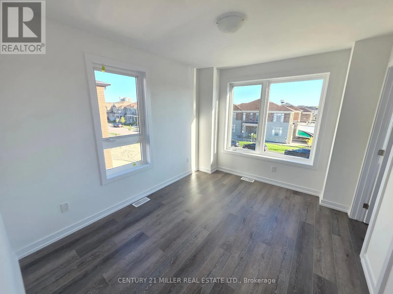 31 - 70 KENESKY DRIVE