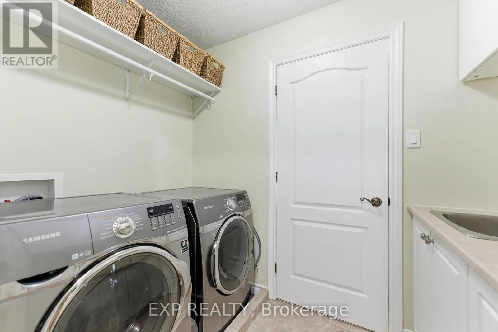 17 OLDE TOWNE AVENUE