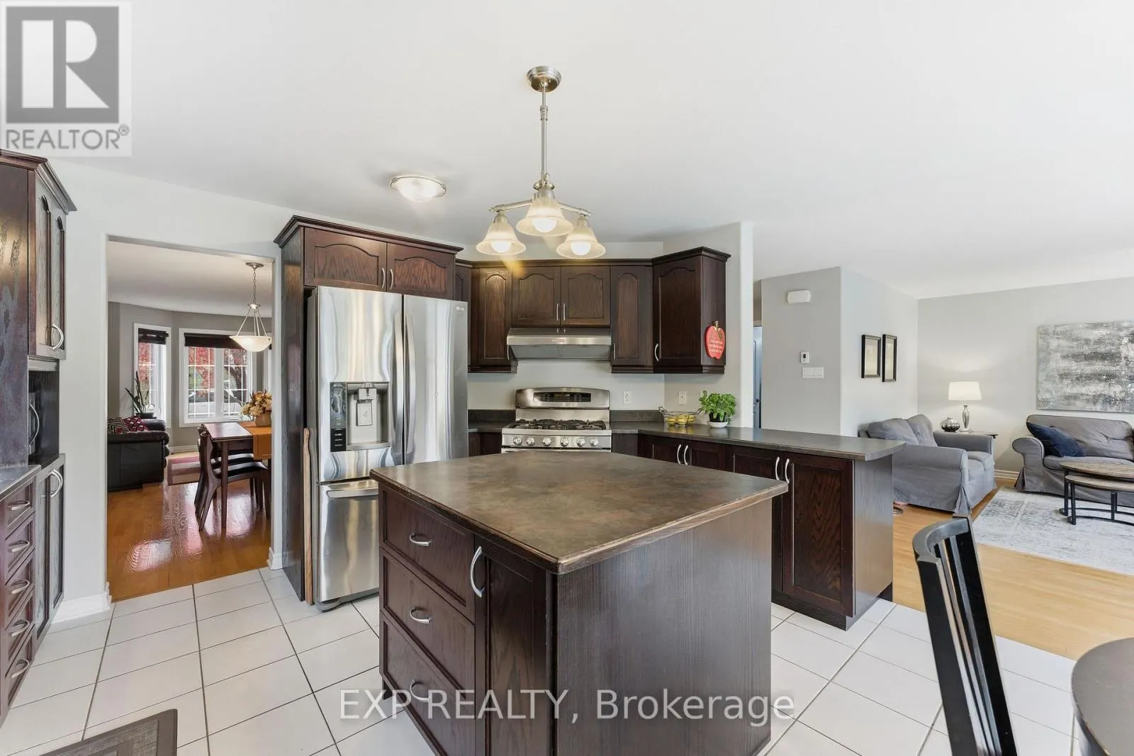 17 OLDE TOWNE AVENUE