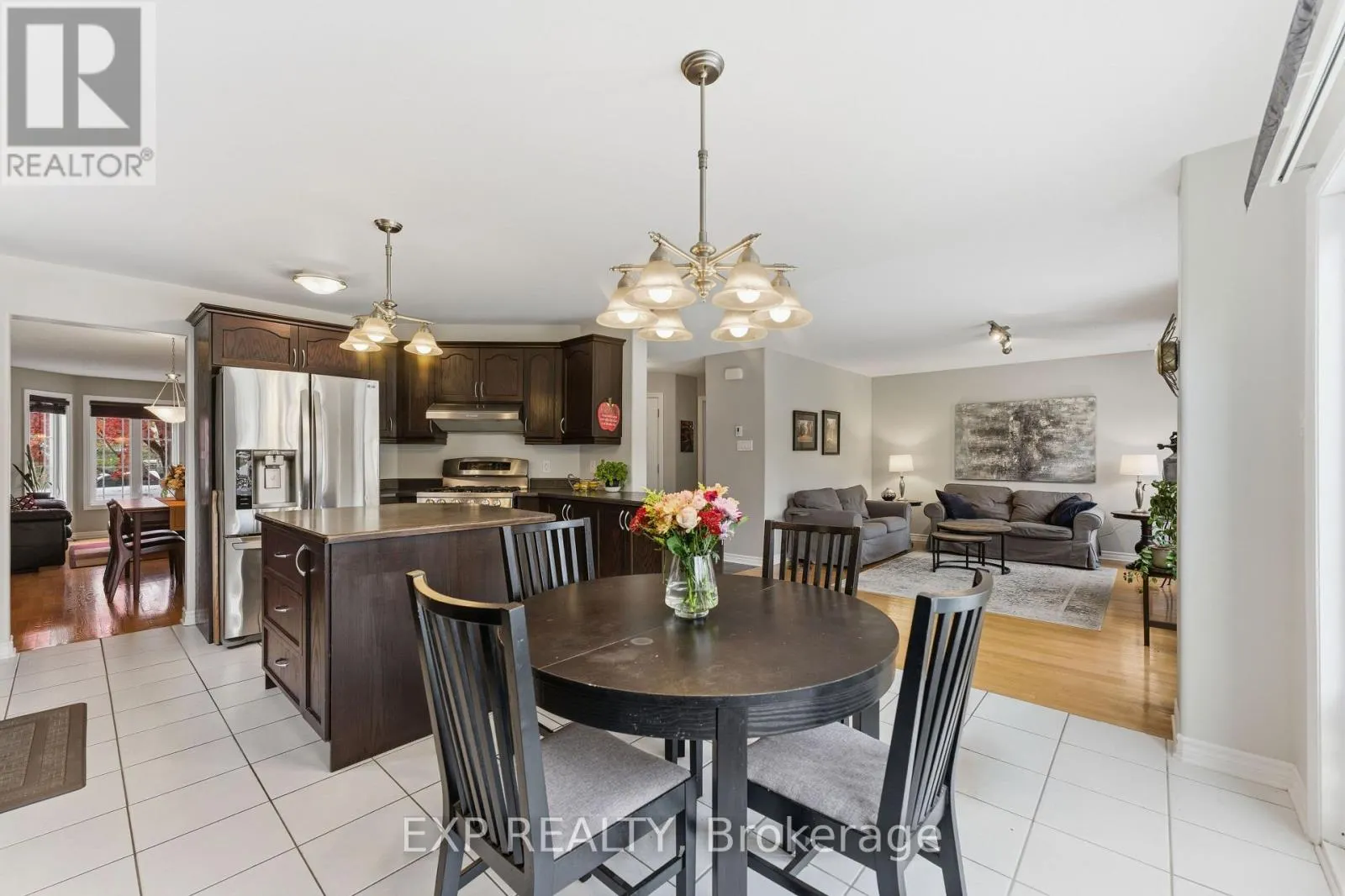 17 OLDE TOWNE AVENUE