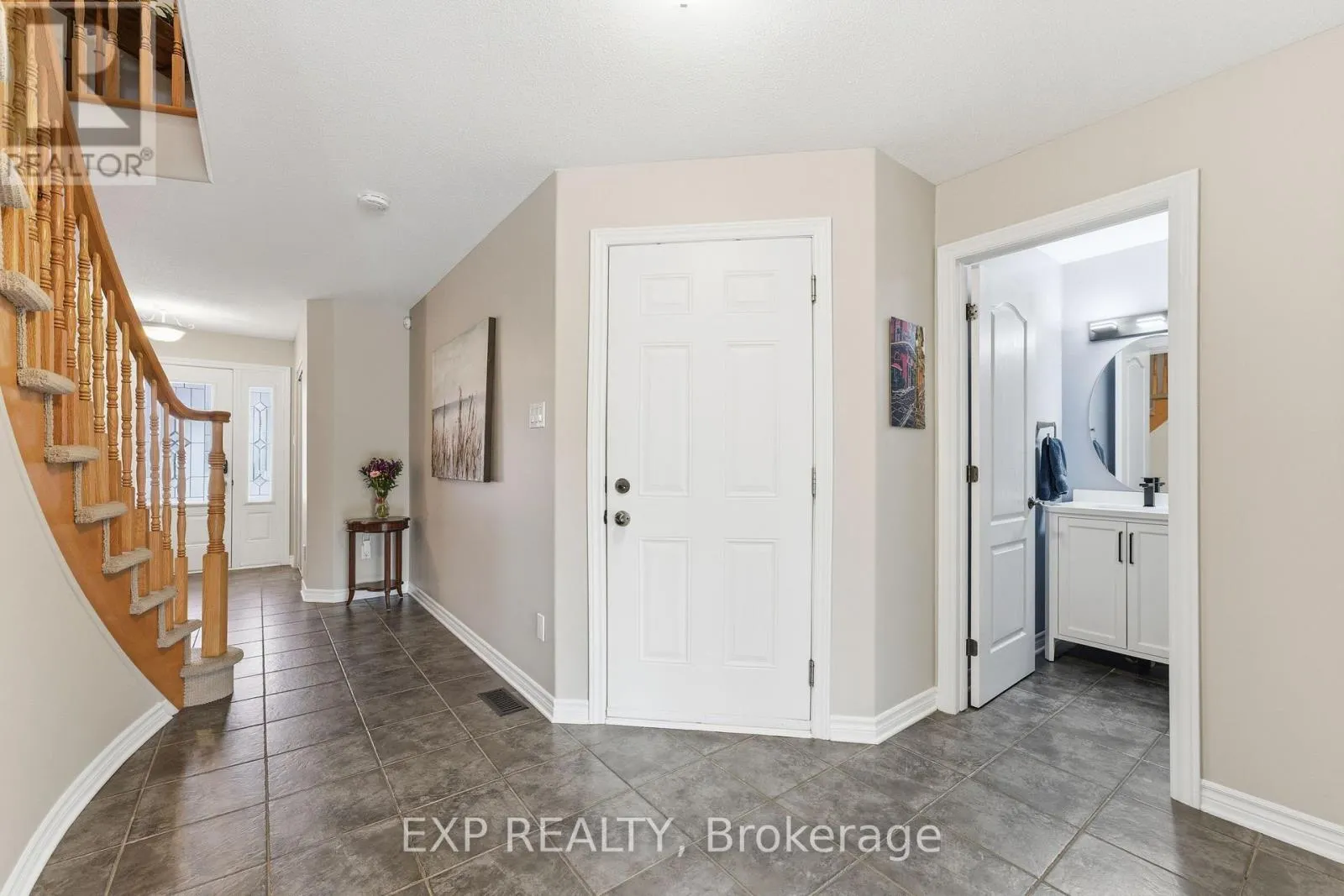 17 OLDE TOWNE AVENUE