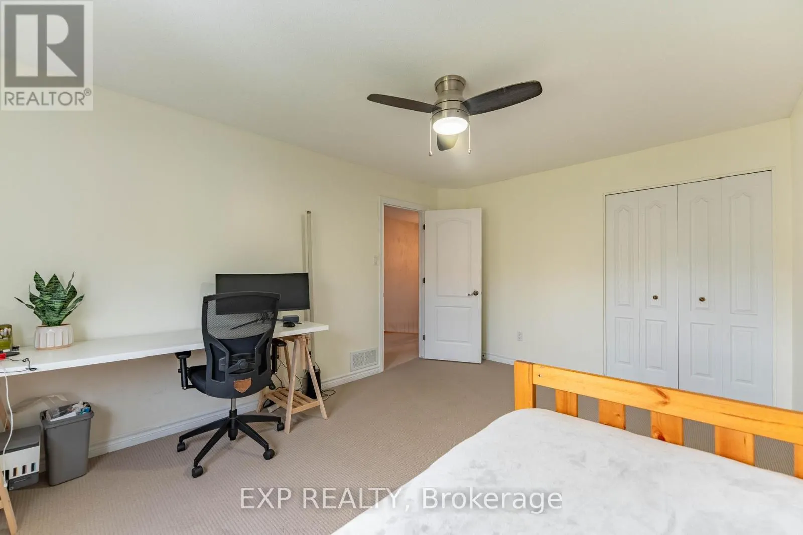 17 OLDE TOWNE AVENUE