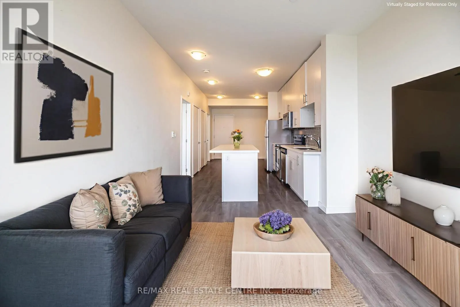 412 - 690 KING STREET W