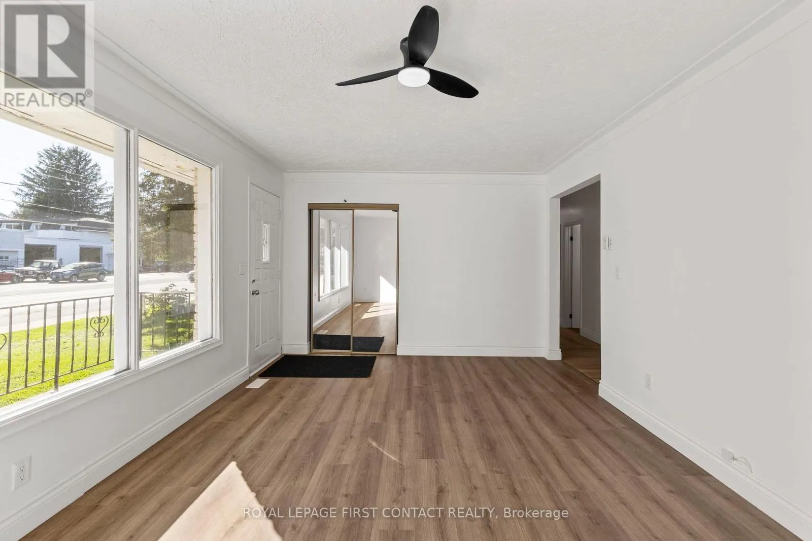 482 ST. VINCENT STREET S