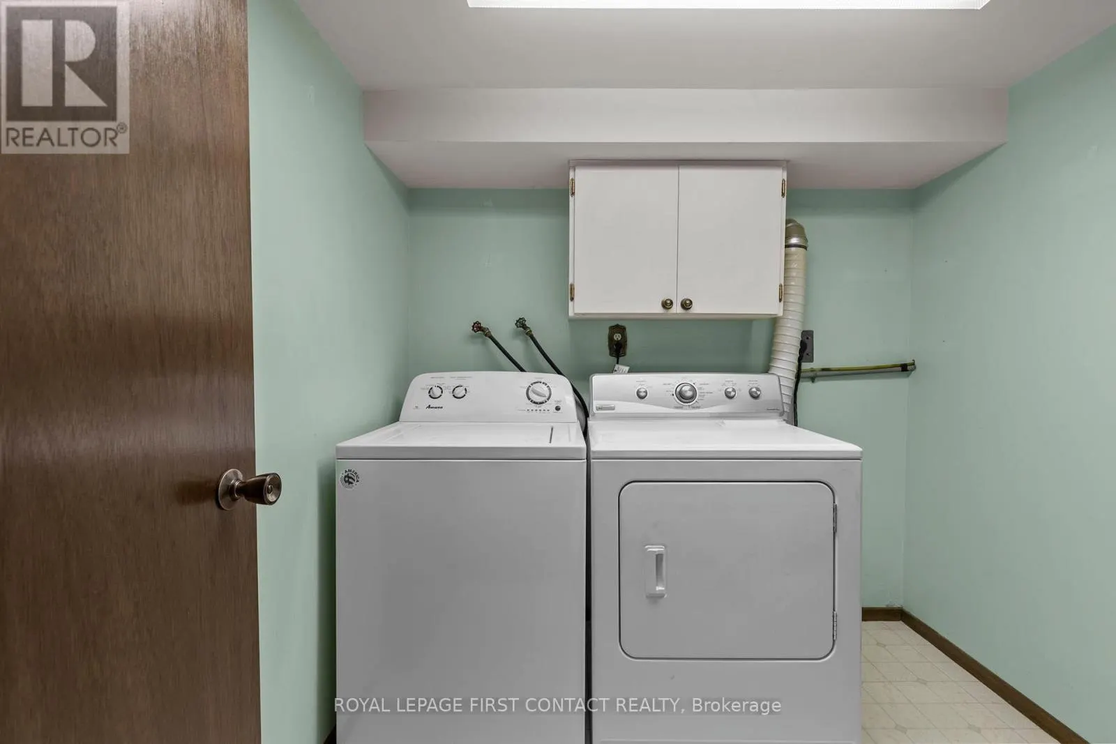 482 ST. VINCENT STREET S