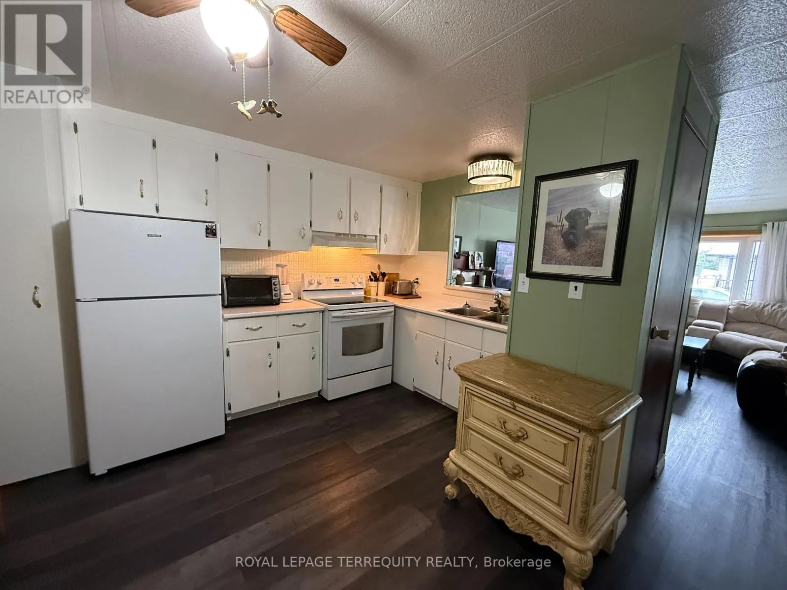 72B - 2244 HERITAGE LINE