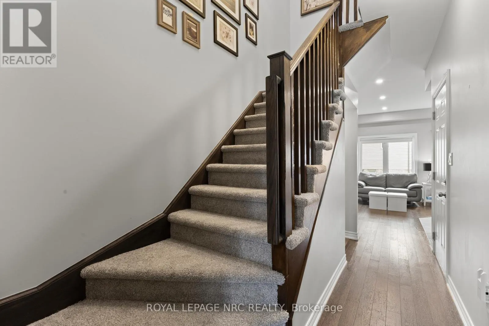 15 - 377 GLANCASTER ROAD, #15