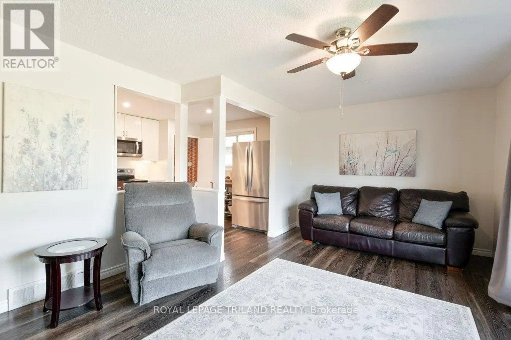 59 CONFEDERATION DRIVE