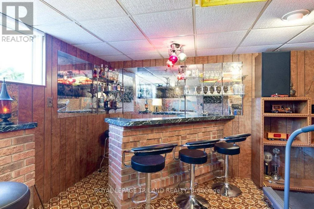 59 CONFEDERATION DRIVE