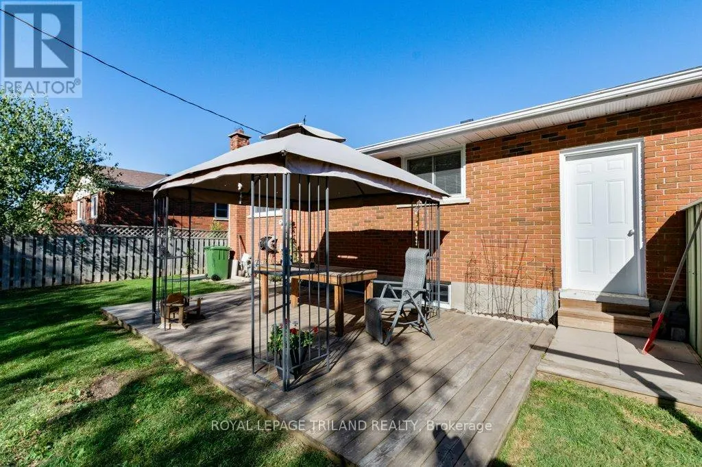 59 CONFEDERATION DRIVE