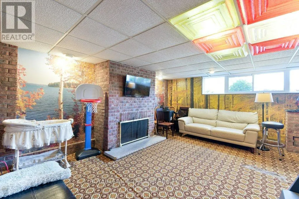 59 CONFEDERATION DRIVE