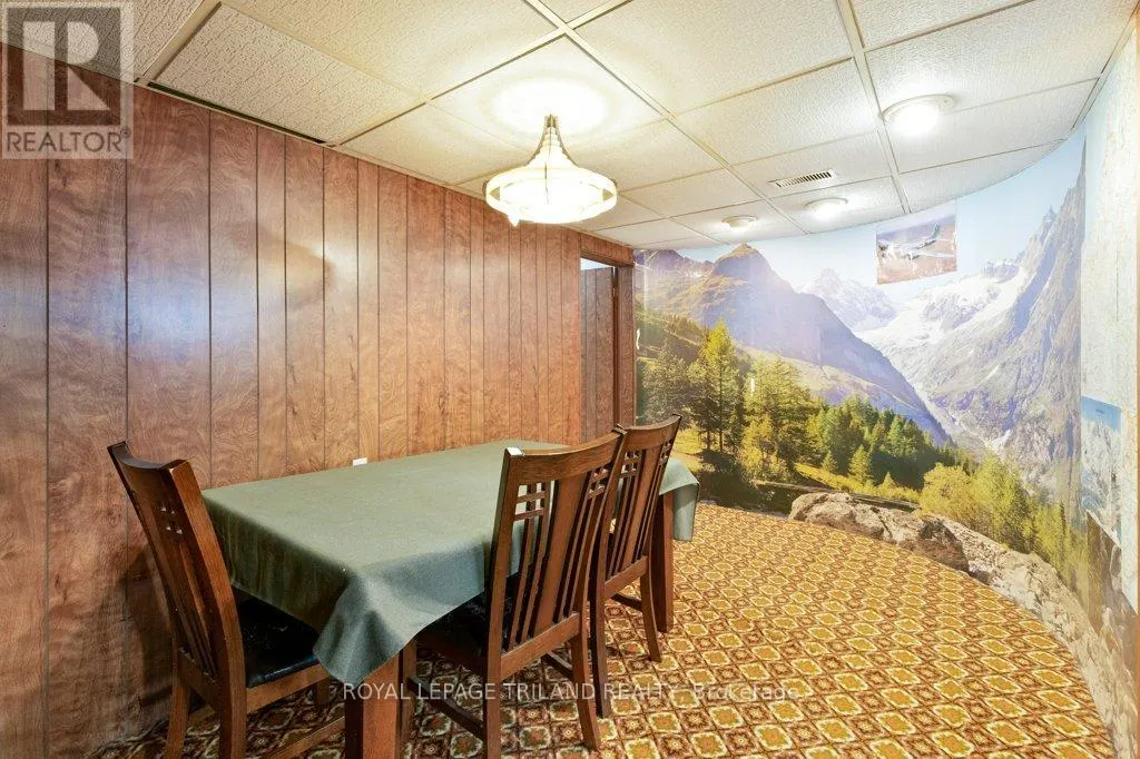 59 CONFEDERATION DRIVE