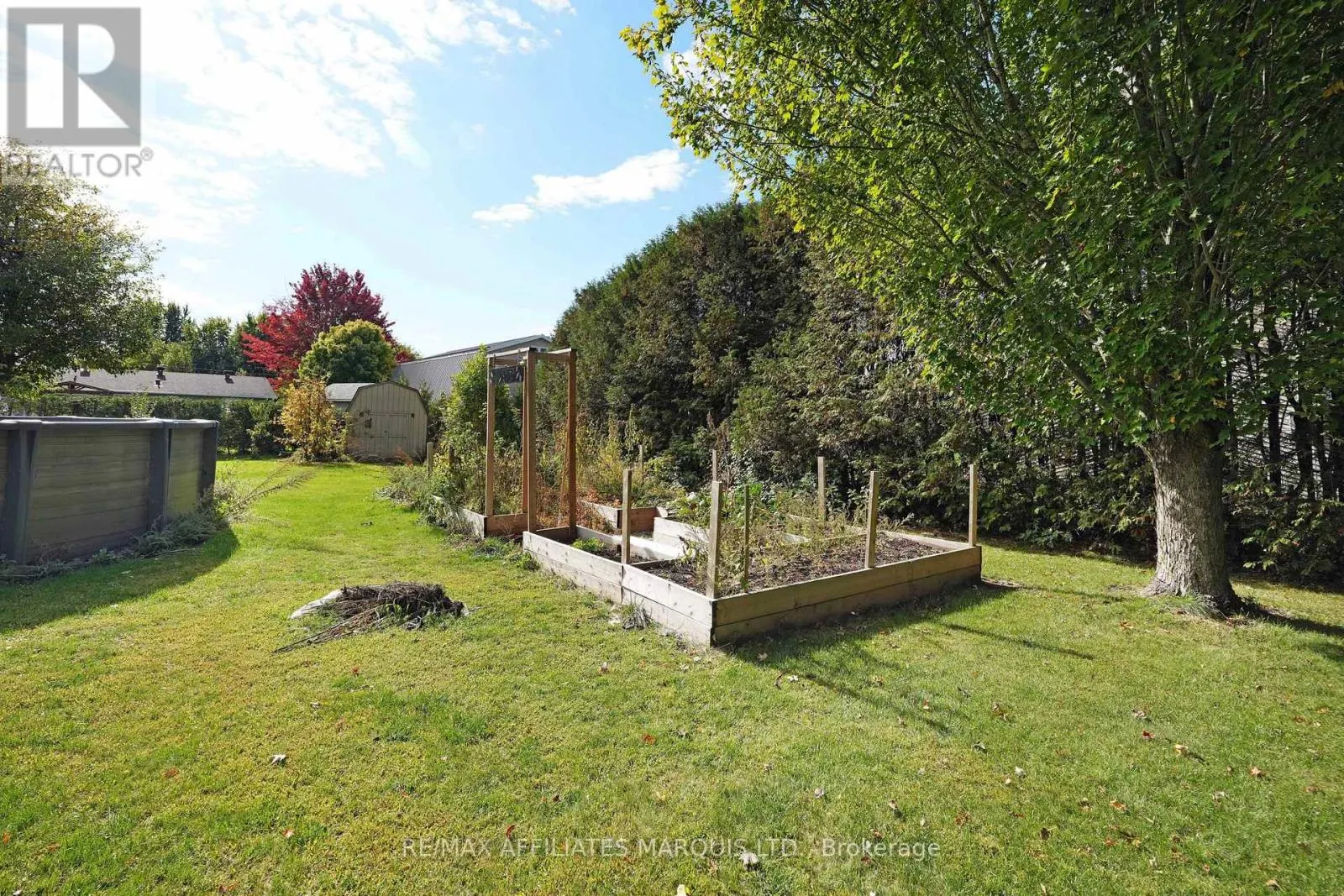 21 STE THERESE BOULEVARD