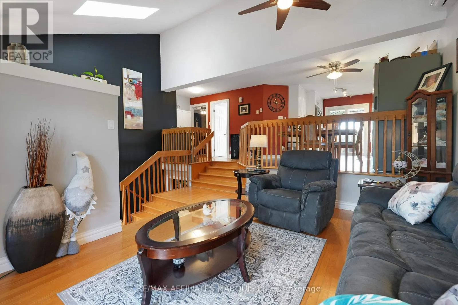 21 STE THERESE BOULEVARD